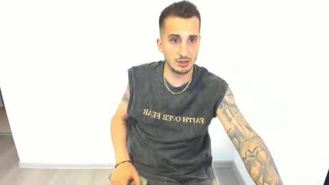 alex23cmx online show from May 18, 3:06 pm