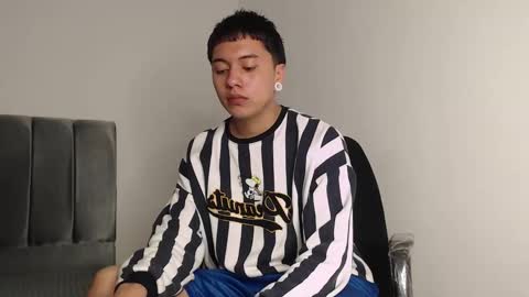 Owen online show from November 29, 2:35 am