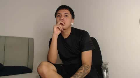 Owen online show from April 21, 2:48 am