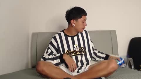 Owen online show from February 26, 4:14 am