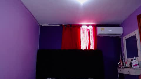 Snapshot of alex_bigcumvez chatting on October 8, 7:40 pm perseuz online show from October 8, 7:40 pm