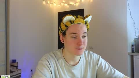 FAVORITE online show from February 25, 12:14 am