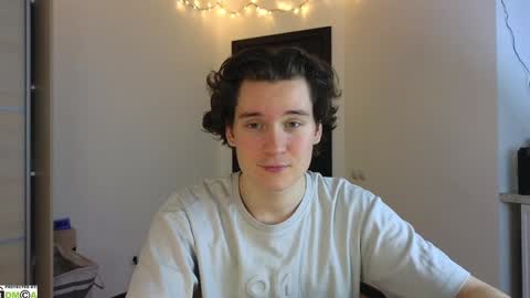 FAVORITE online show from February 9, 3:11 am