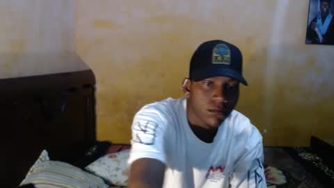 Snapshot of alex_cock_ chatting on October 9, 3:44 am alex_cock_ online show from October 9, 3:44 am