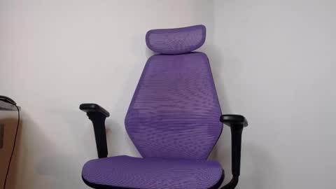 alex_connorr online show from December 19, 12:51 am