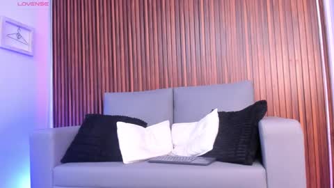 alex online show from February 9, 11:59 am