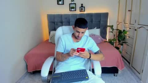 alex online show from January 14, 12:14 pm