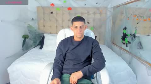 alex online show from October 6, 12:21 pm