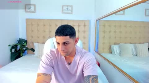 alex online show from October 1, 12:31 pm