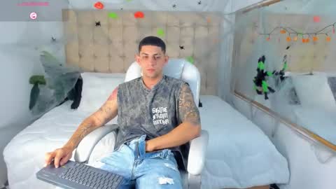 alex online show from October 7, 12:31 pm