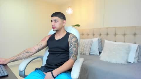 alex online show from March 6, 12:19 pm