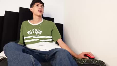 alex_mark_ online show from October 7, 1:48 pm