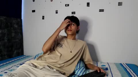 alex_mark_ online show from March 27, 1:45 pm