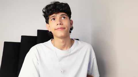 alex_mark_ online show from September 22, 2:05 pm