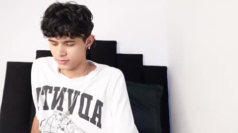 alex_mark_ online show from September 15, 7:26 pm