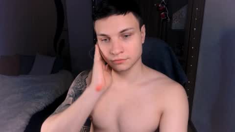 alex_milson online show from December 7, 9:33 pm