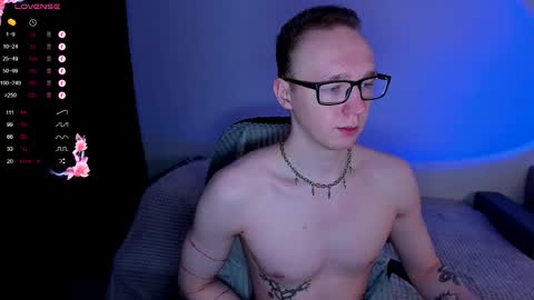 alex_silent online show from November 11, 12:32 pm