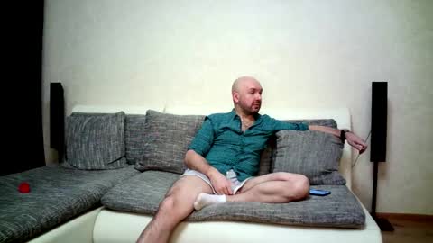 Alex and Tobey online show from February 1, 6:12 am