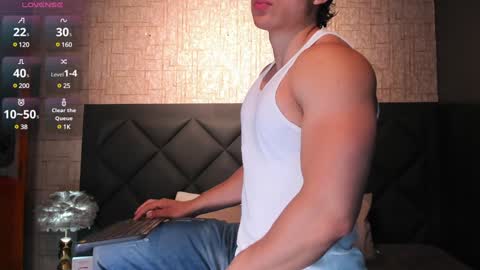 Alex online show from February 8, 8:09 am