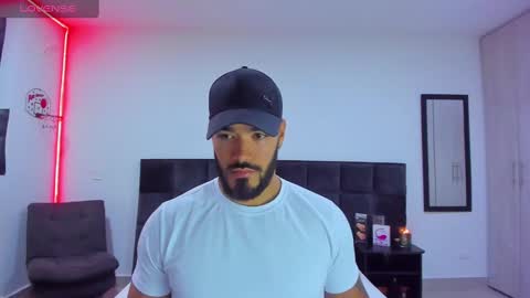Snapshot of alexander_martines chatting on February 18, 1:10 am Onlyfansalexmartinezwb  Instagram alexwbmartinez  Twitter martinezcb937 online show from February 18, 1:10 am