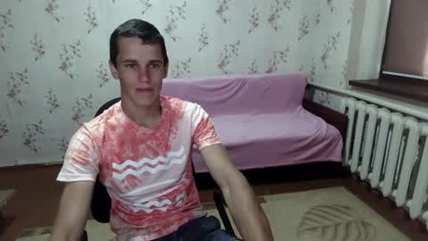 alexanderstrongs online show from July 31, 7:41 am