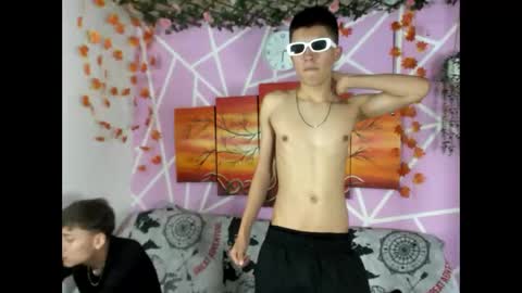 chicos hot online show from February 6, 1:57 am