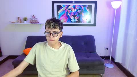 alex online show from March 31, 1:46 pm