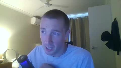 alexdrew94 online show from March 11, 1:01 am