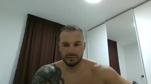 rey ale84 online show from January 18, 1:40 pm