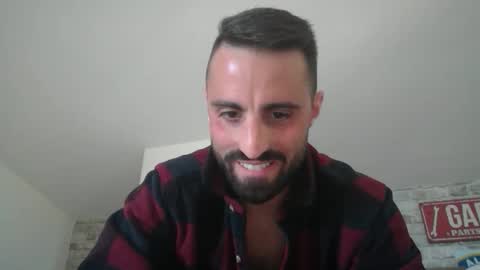 alexhot132 online show from April 18, 2:18 pm