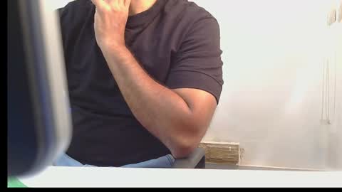 alexkerala84 online show from June 11, 5:27 am