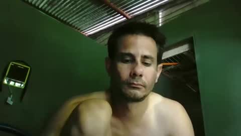 Alex online show from February 4, 8:28 pm