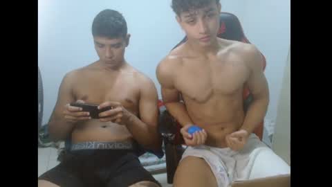 Snapshot of alfred_cantillo chatting on September 30, 6:30 am alfred_cantillo online show from September 30, 6:30 am