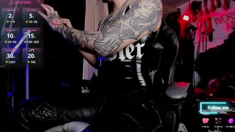   online show from September 22, 3:55 pm