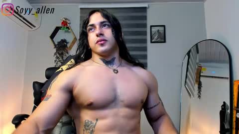 Snapshot of allen_rosse chatting on October 14, 2:18 am independent model 3 online show from October 14, 2:18 am