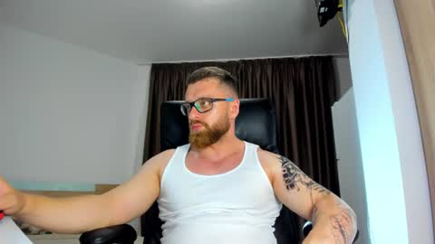 Alphaalexxx Lets reach Me 100 thumbs up online show from June 15, 5:05 pm