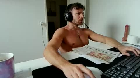 alphah_hunk online show from April 13, 11:55 am