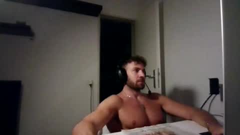 alphah_hunk online show from July 21, 7:05 pm