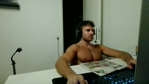 alphah_hunk online show from June 20, 8:14 pm