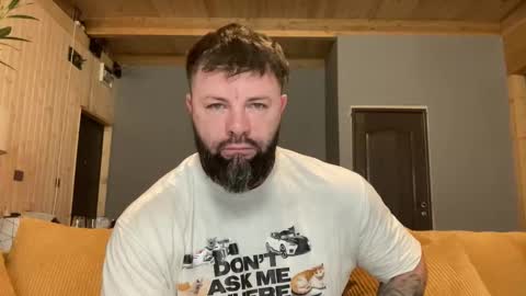 Jhonny online show from November 30, 3:52 am