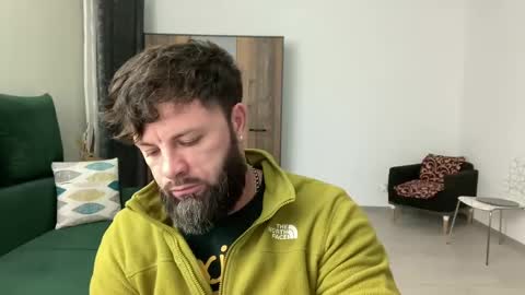 Snapshot of alphasparks chatting on February 7, 3:34 am Jhonny online show from February 7, 3:34 am