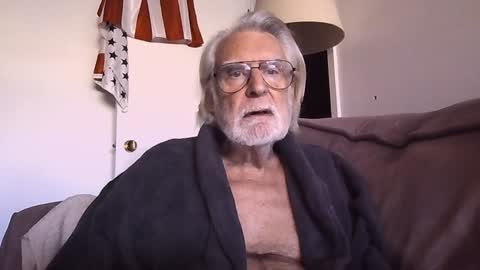 AlphaUniform online show from February 1, 2:13 pm