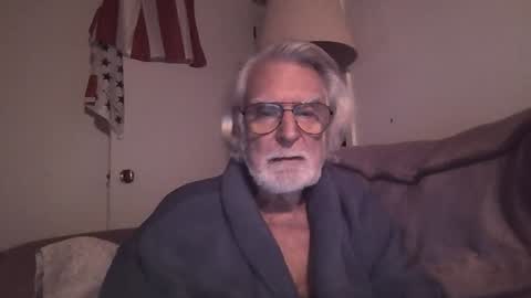 AlphaUniform online show from February 7, 5:41 am