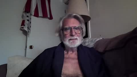 AlphaUniform online show from December 30, 7:32 pm