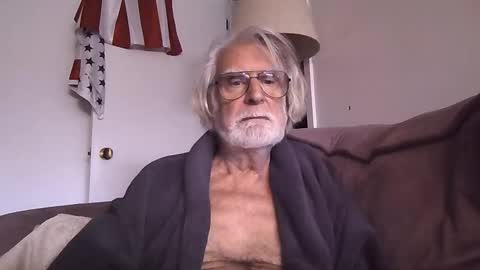 AlphaUniform online show from February 12, 5:05 pm