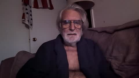 AlphaUniform online show from January 18, 3:49 pm