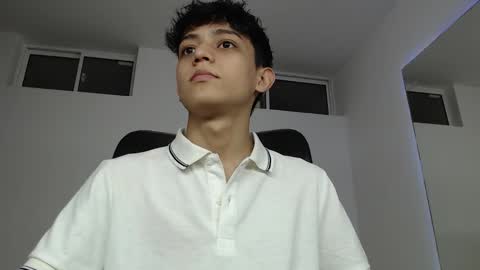 alyxen online show from March 27, 7:59 pm