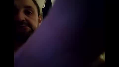 amazingly_awkward online show from September 22, 5:40 am