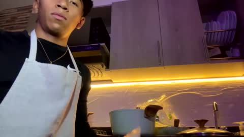 Snapshot of amdrix21 chatting on February 17, 12:54 am Amdrix online show from February 17, 12:54 am