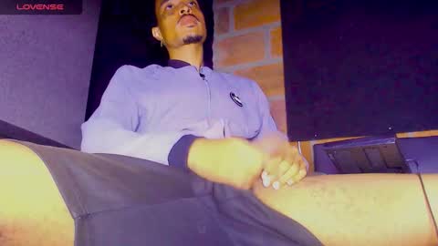 anaconda_blackk online show from October 25, 1:24 pm